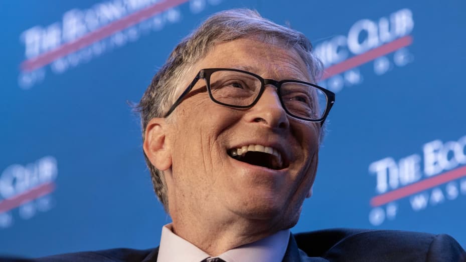 Bill Gates invests nearly $1 billion to gain a minority stake in Heineken