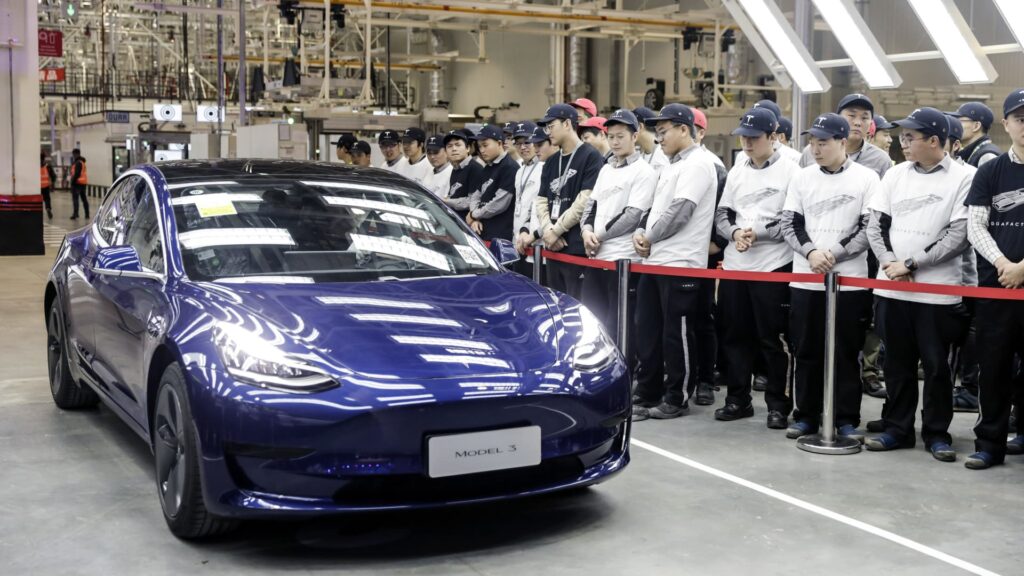 Wedbush Values Tesla at $190 Billion