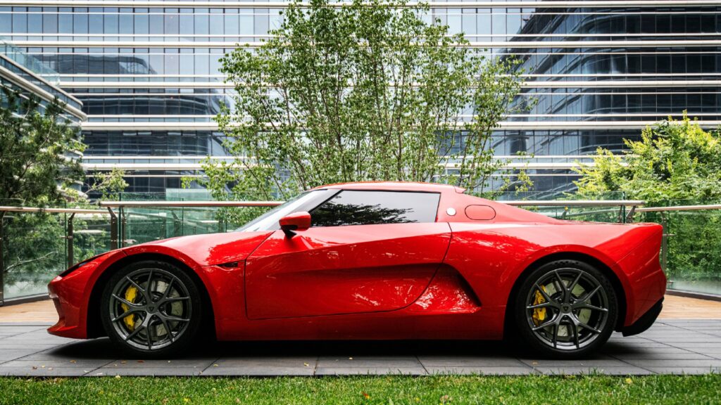 Xiaomi-Backed Firm Unveils 425-hp SC-01 EV Sports Car