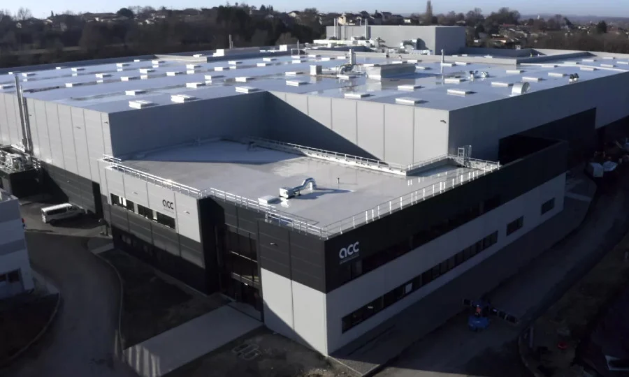 Stellantis and Mercedes-Benz fund 4 Gigafactories with $4.7 Billion